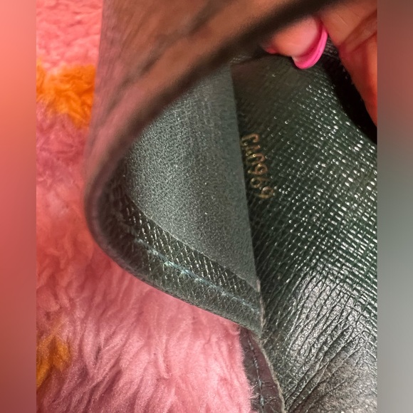 Authentic Louis Vuitton Key Wallet - Picture 6 of 6